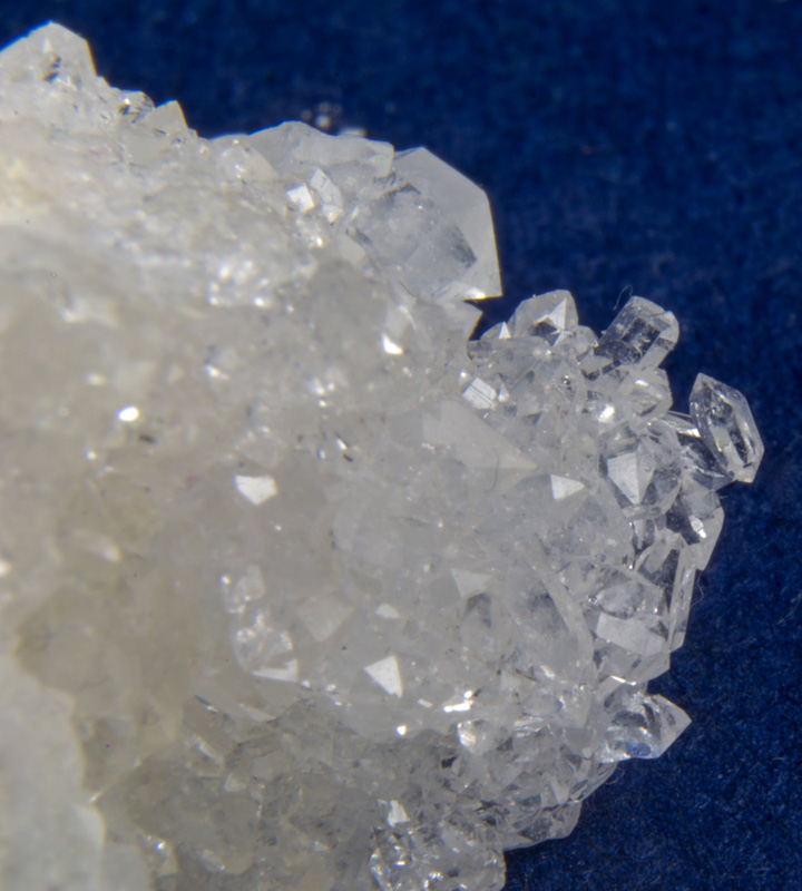 Quartz crystal from geode